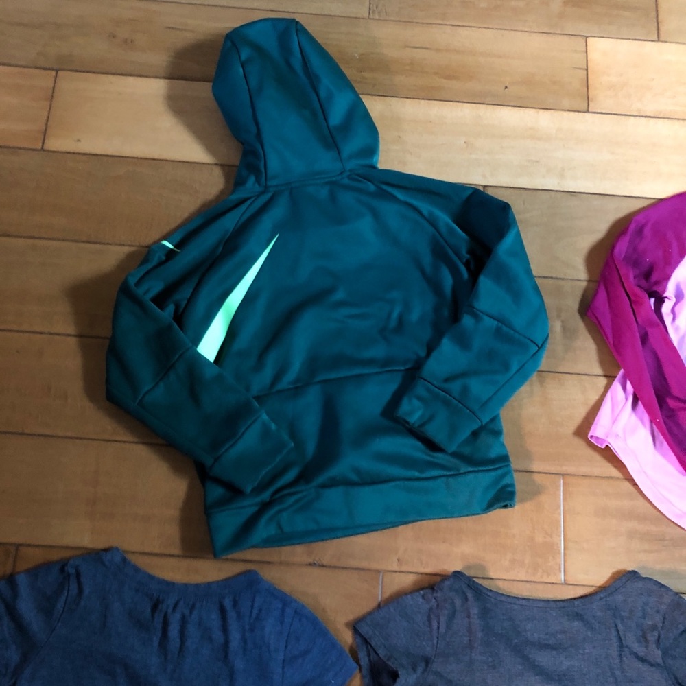 Girls Sporty Nike, Under Armour Lot of 5 Pieces - Picture 6 of 8